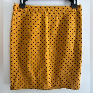 Gap Mustard with Navy Dots Mini Skirt in Size 2